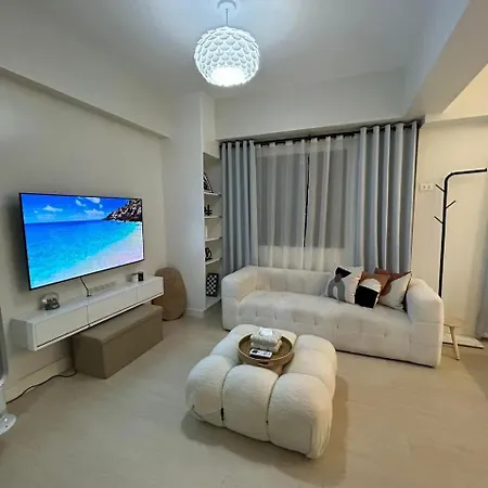 Relax In Style: Modern Airbnb And Netflix