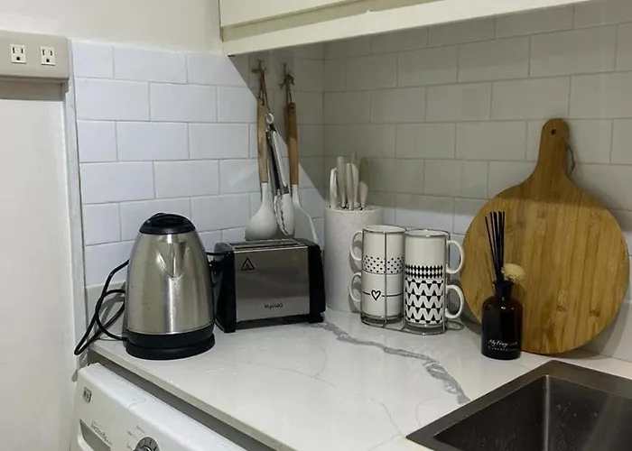 Relax In Style: Modern Airbnb And Netflix Apartment *